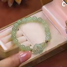 צמיד חרוזי ג'ייד עם לב אהבה לאביב – מתנה מושלמת ליום האהבה לנשים ולבנות – תמונה 7